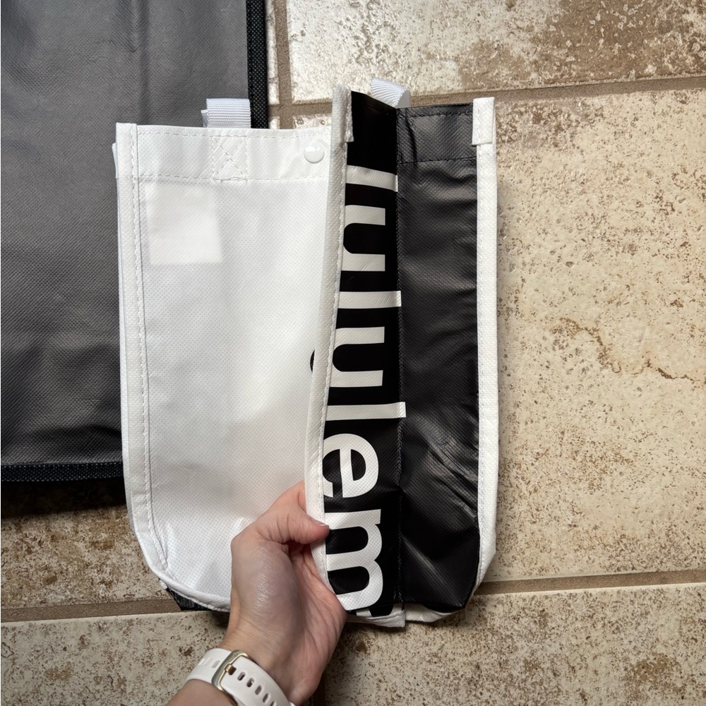 lululemon athletica Black and White Tote Bag Set 2 bags - Picture 2 of 3